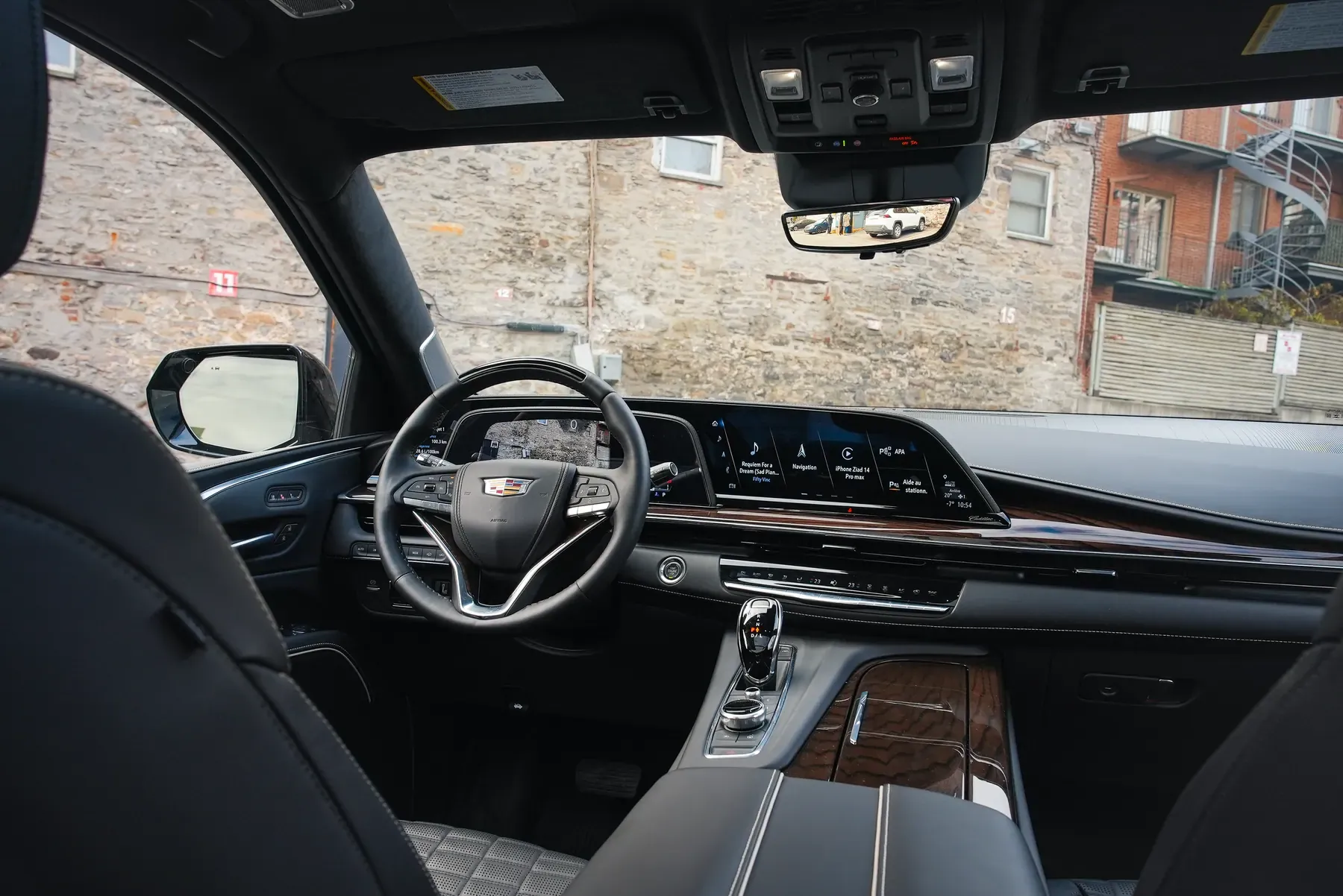 VIP Montreal chauffeur vehicles
